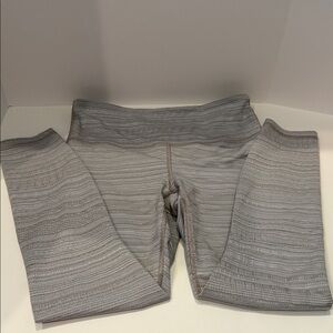 Athleta textured jacquard‎ performance fabric (poly/spandex)" size medium.